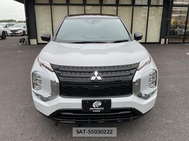 Mitsubishi OUTLANDER PHEV 2023-11 8037516-3