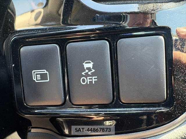 Mitsubishi OUTLANDER PHEV 2018-11 8037523-9