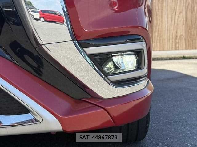 Mitsubishi OUTLANDER PHEV 2018-11 8037523-15