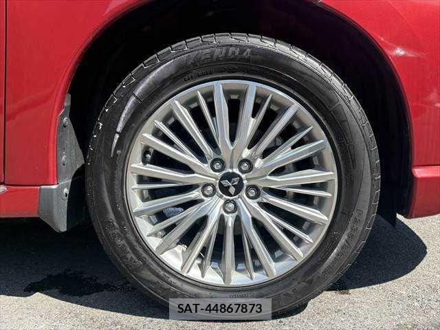 Mitsubishi OUTLANDER PHEV 2018-11 8037523-16