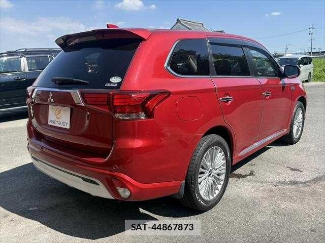 Mitsubishi OUTLANDER PHEV 2018-11 8037523-20