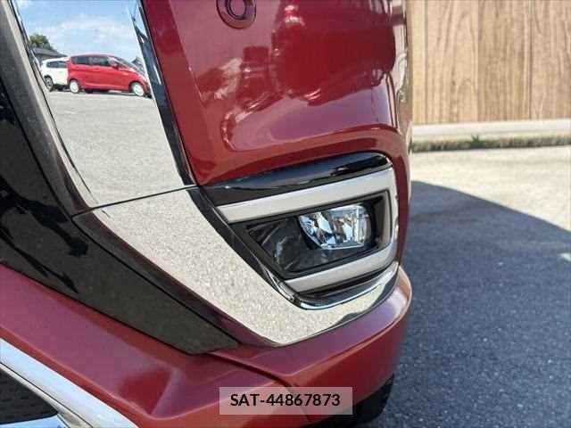 Mitsubishi OUTLANDER PHEV 2018-11 8037523-27