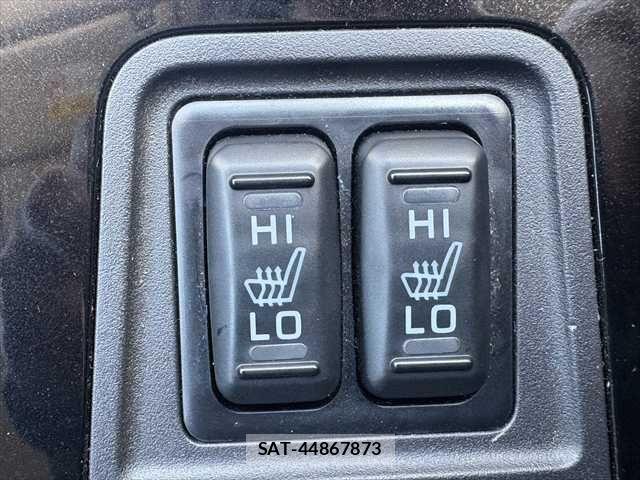 Mitsubishi OUTLANDER PHEV 2018-11 8037523-8