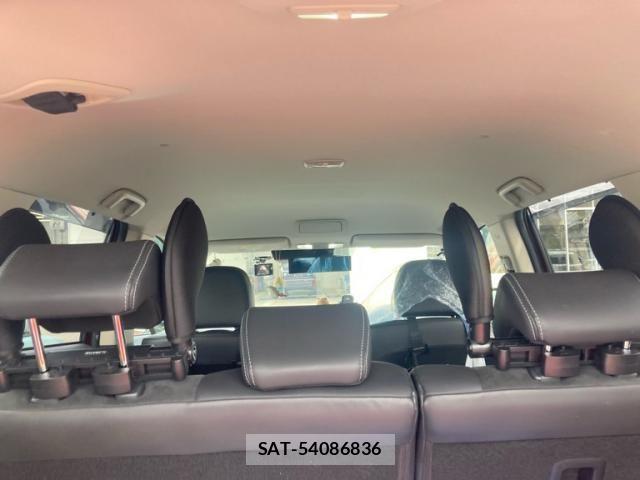 Mitsubishi OUTLANDER PHEV 2019-01 8037525-6