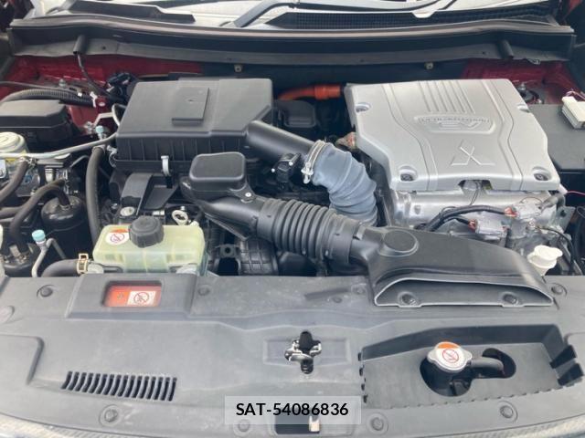 Mitsubishi OUTLANDER PHEV 2019-01 8037525-7