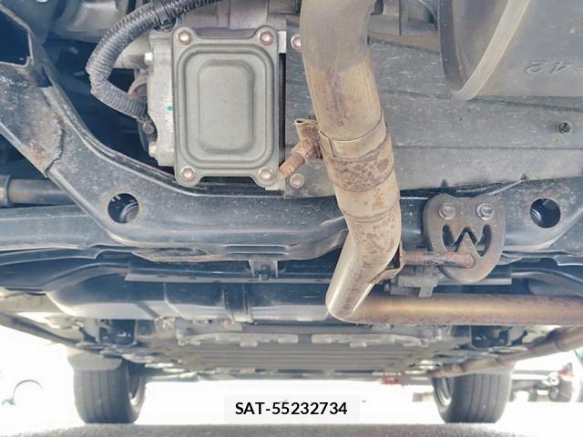 Mitsubishi OUTLANDER PHEV 2015-11 8037527-12