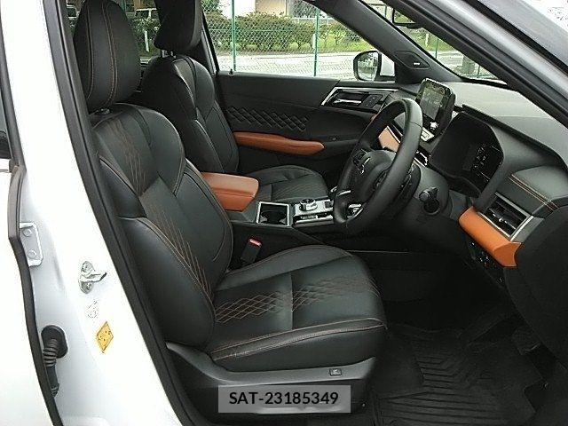 Mitsubishi OUTLANDER PHEV 2022-01 8037520-9
