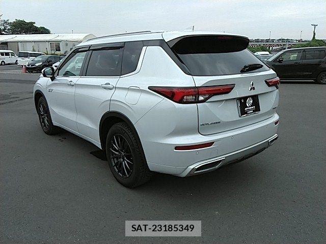 Mitsubishi OUTLANDER PHEV 2022-01 8037520-17