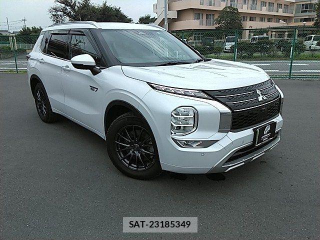 Mitsubishi OUTLANDER PHEV 2022-01 8037520-6