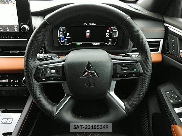 Mitsubishi OUTLANDER PHEV 2022-01 8037520-7