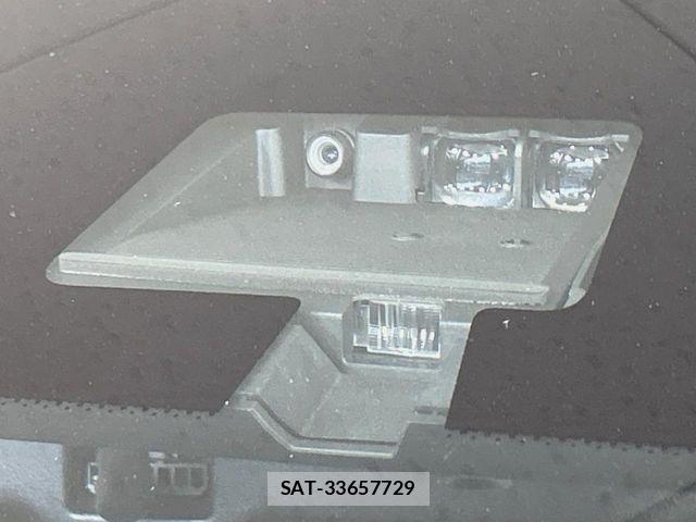Mitsubishi OUTLANDER PHEV 2017-03 8037524-2