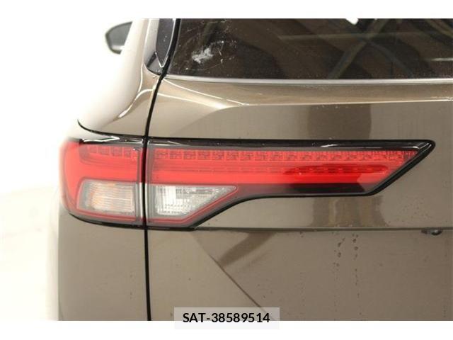 Mitsubishi OUTLANDER PHEV 2021-12 8037522-18