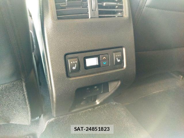 Mitsubishi OUTLANDER PHEV 2023-04 8037521-17