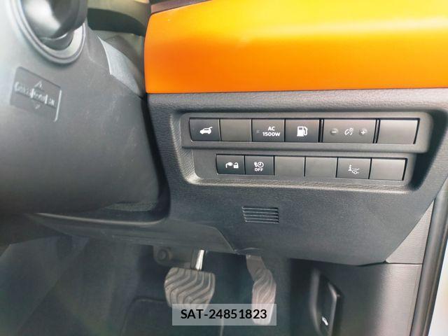 Mitsubishi OUTLANDER PHEV 2023-04 8037521-26