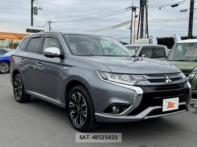 Mitsubishi OUTLANDER PHEV 2015-07 8037526-7