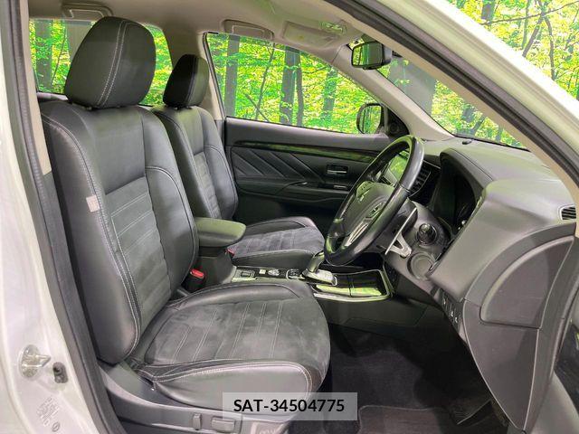 Mitsubishi OUTLANDER PHEV 2017-07 8075076-7