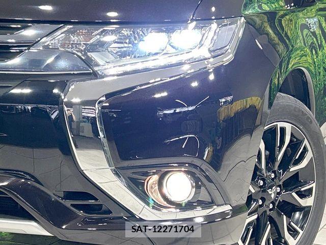 Mitsubishi OUTLANDER PHEV 2016-03 8075077-11