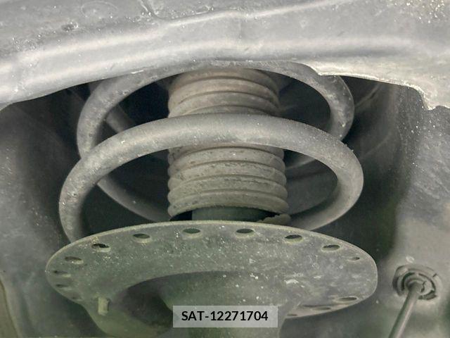 Mitsubishi OUTLANDER PHEV 2016-03 8075077-19