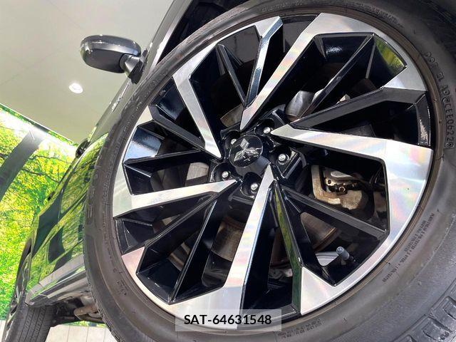 Mitsubishi OUTLANDER PHEV 2022-04 8075075-12