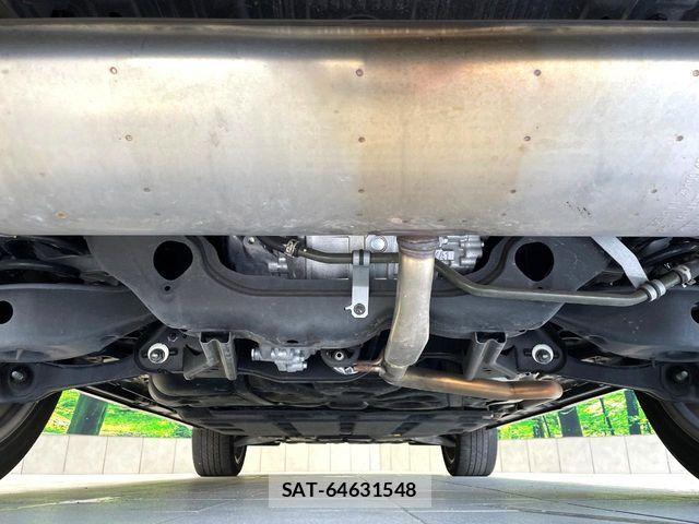 Mitsubishi OUTLANDER PHEV 2022-04 8075075-18