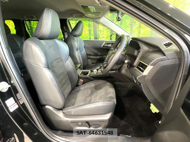 Mitsubishi OUTLANDER PHEV 2022-04 8075075-7