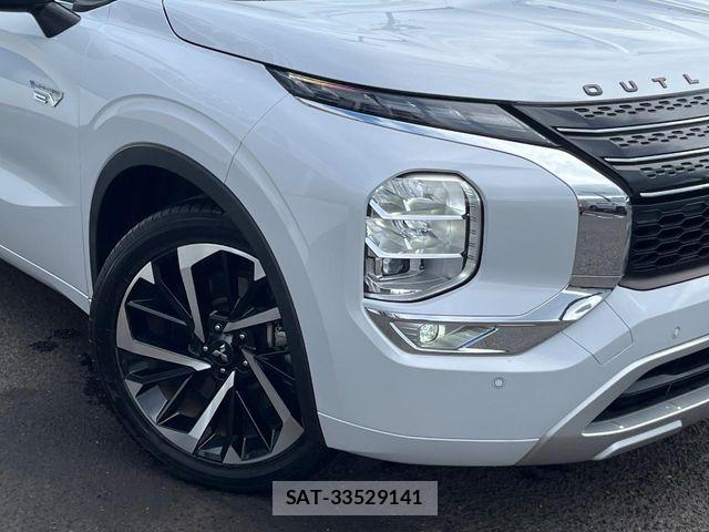 Mitsubishi OUTLANDER PHEV 2022-07 8075073-12