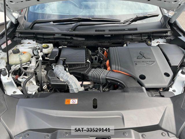 Mitsubishi OUTLANDER PHEV 2022-07 8075073-18