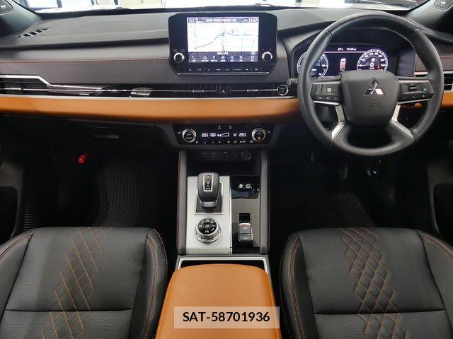 Mitsubishi OUTLANDER PHEV 2024-08 8075074-2