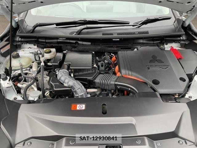Mitsubishi OUTLANDER PHEV 2024-05 8075072-27