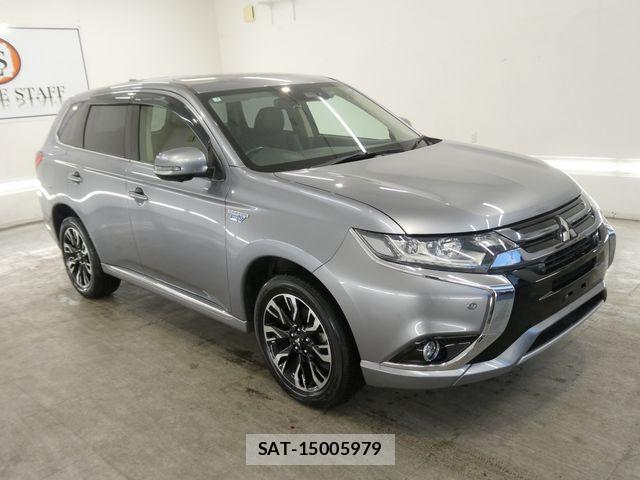 Mitsubishi OUTLANDER PHEV 2017-03 8075078-0