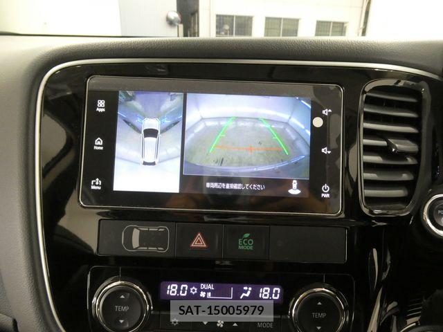 Mitsubishi OUTLANDER PHEV 2017-03 8075078-27