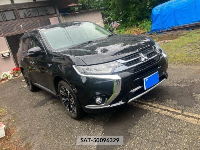 Mitsubishi OUTLANDER PHEV 2015-07 8101122-1