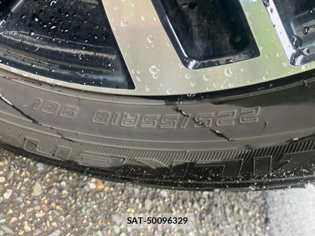 Mitsubishi OUTLANDER PHEV 2015-07 8101122-6
