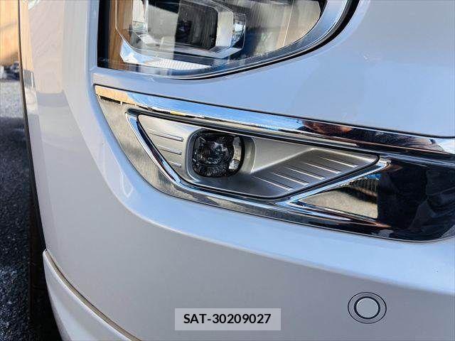 Mitsubishi OUTLANDER PHEV 2022-03 8101115-25