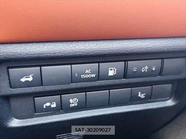 Mitsubishi OUTLANDER PHEV 2022-03 8101115-6