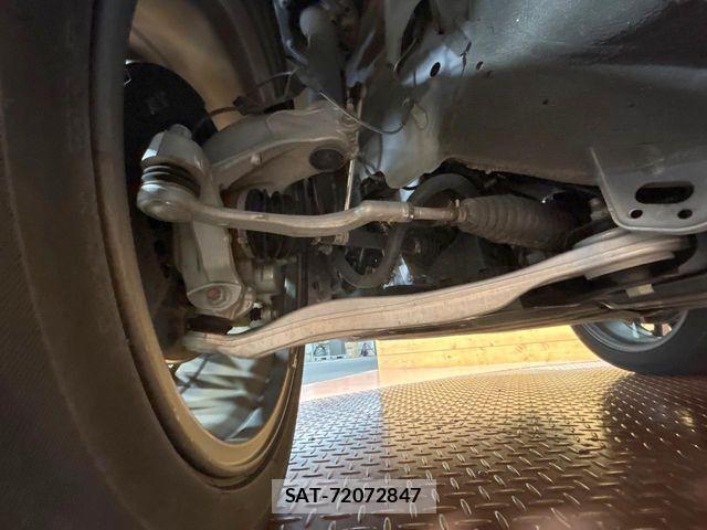 Mitsubishi OUTLANDER PHEV 2023-04 8101108-19