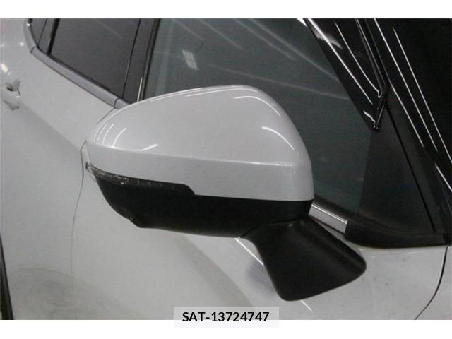 Mitsubishi OUTLANDER PHEV 2022-05 8101109-9