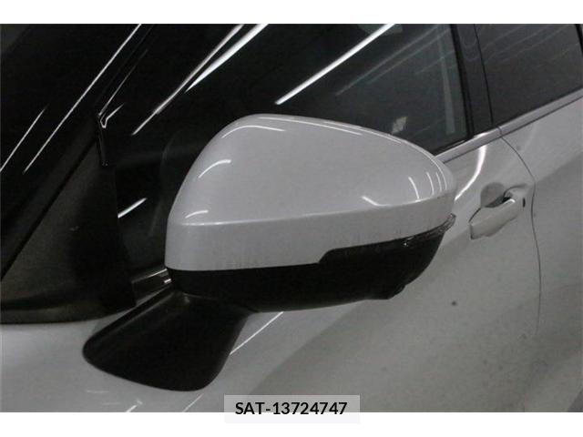 Mitsubishi OUTLANDER PHEV 2022-05 8101109-16