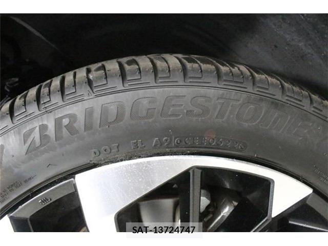 Mitsubishi OUTLANDER PHEV 2022-05 8101109-21