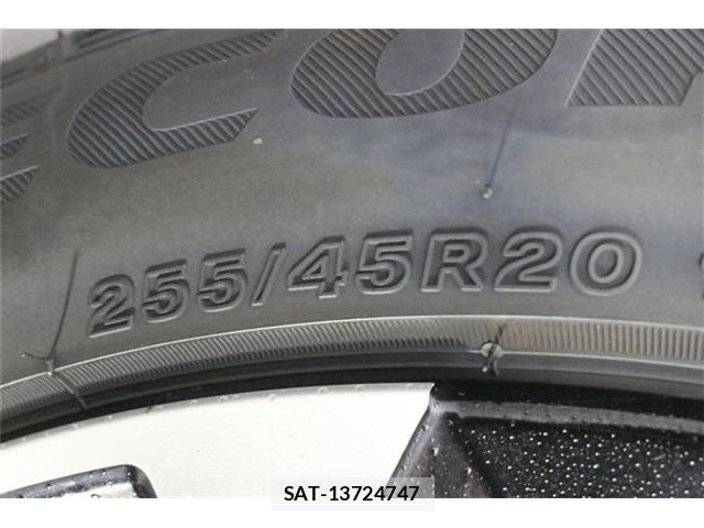 Mitsubishi OUTLANDER PHEV 2022-05 8101109-22