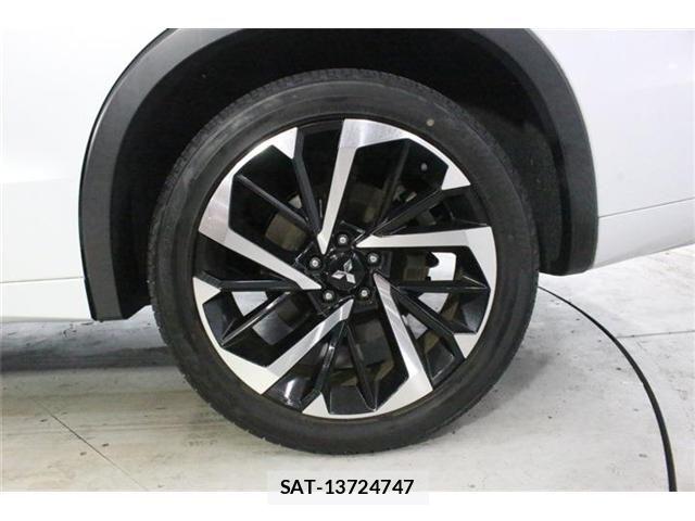 Mitsubishi OUTLANDER PHEV 2022-05 8101109-25