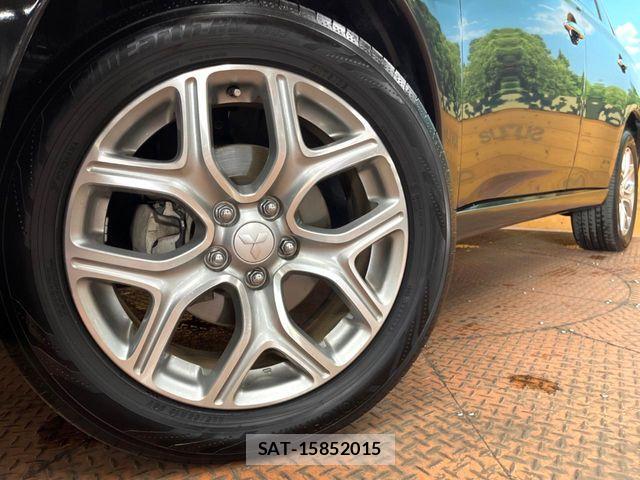 Mitsubishi OUTLANDER PHEV 2014-09 8101121-12
