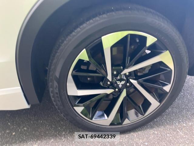 Mitsubishi OUTLANDER PHEV 2022-07 8101110-5