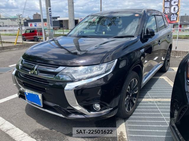 Mitsubishi OUTLANDER PHEV 2015-10 8101124-0