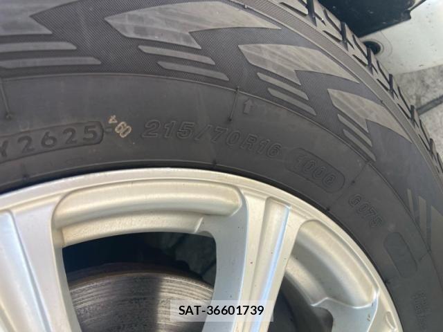 Mitsubishi OUTLANDER PHEV 2014-06 8101125-13
