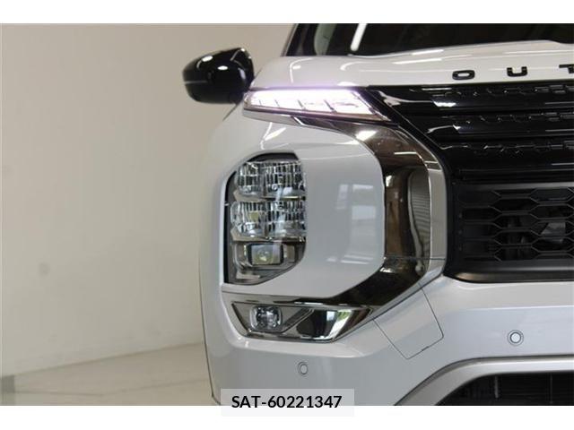 Mitsubishi OUTLANDER PHEV 2022-07 8101111-17
