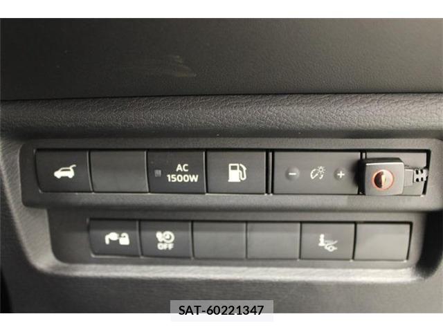 Mitsubishi OUTLANDER PHEV 2022-07 8101111-5