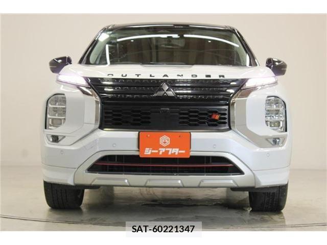 Mitsubishi OUTLANDER PHEV 2022-07 8101111-7