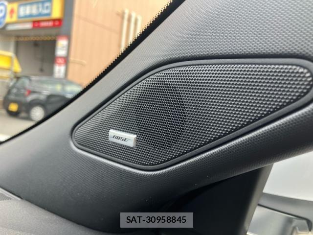 Mitsubishi OUTLANDER PHEV 2022-01 8101117-25