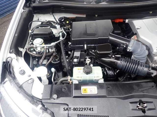 Mitsubishi OUTLANDER PHEV 2021-05 8101118-27